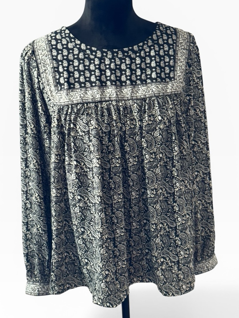 GAP Black Ivory Paisley Printed top Tunic Blouse Sz L long sleeves